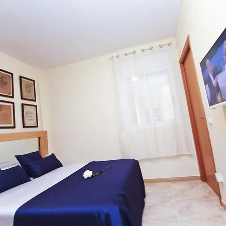 New Golden 3 Planetcostadorada Salou Exterior photo